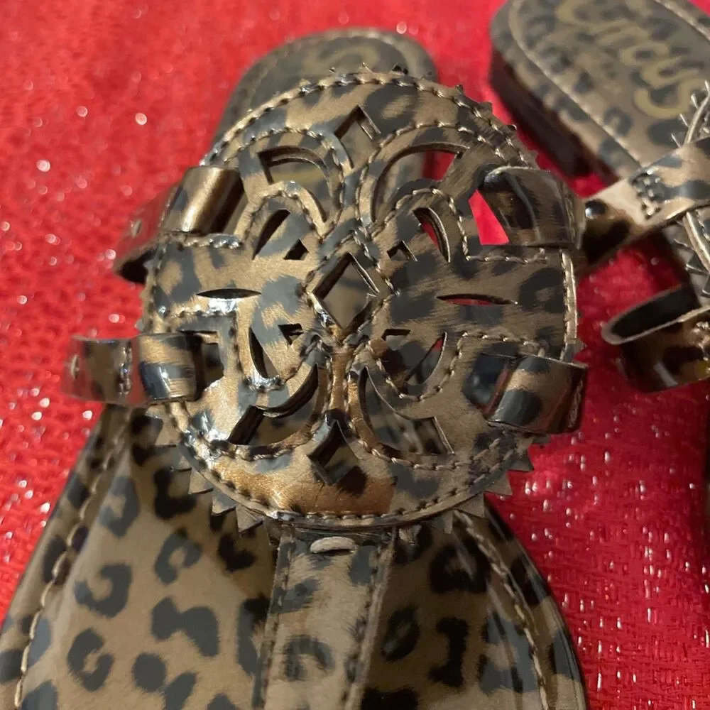 Circus by Sam Edelman Cherri Ceetha Thong Sandals size 8.5 New Flats
